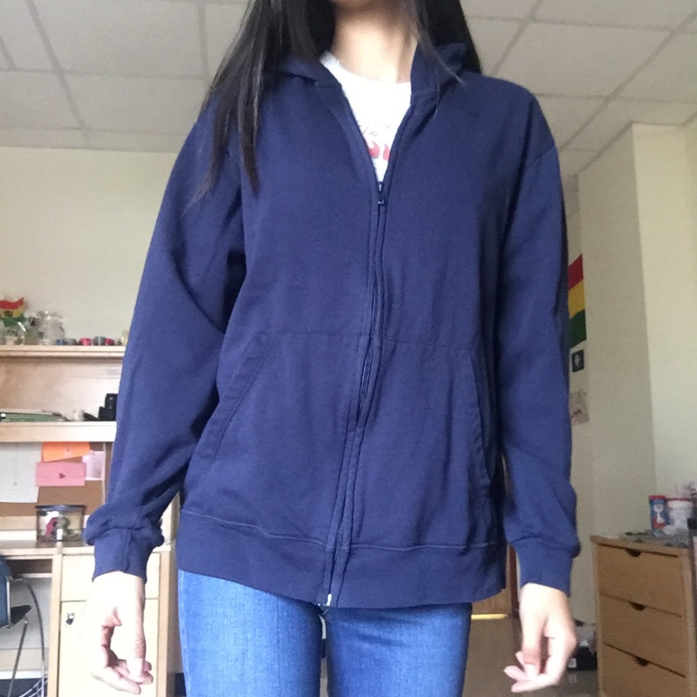 FREE - Dark blue  sweatshirt / hoodie under